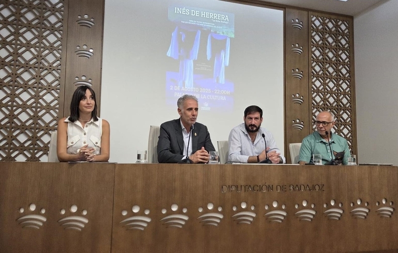 Unos 70 actores aficionados y vecinos representan este sábado 'Inés de Herrera' en Herrera del Duque