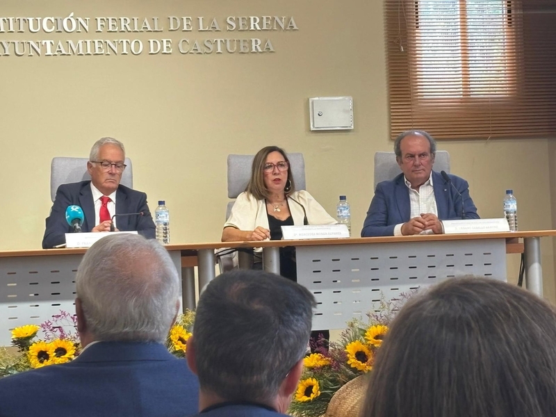 Mercedes Morán destaca que los 40 años del Salón Ovino de Castuera reflejan la 'trascendencia' del evento