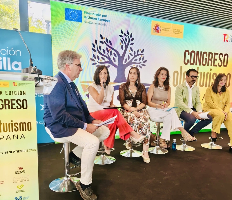 La Diputación de Badajoz participa en el I Congreso 'Oleoturismo España' celebrado en Sevilla