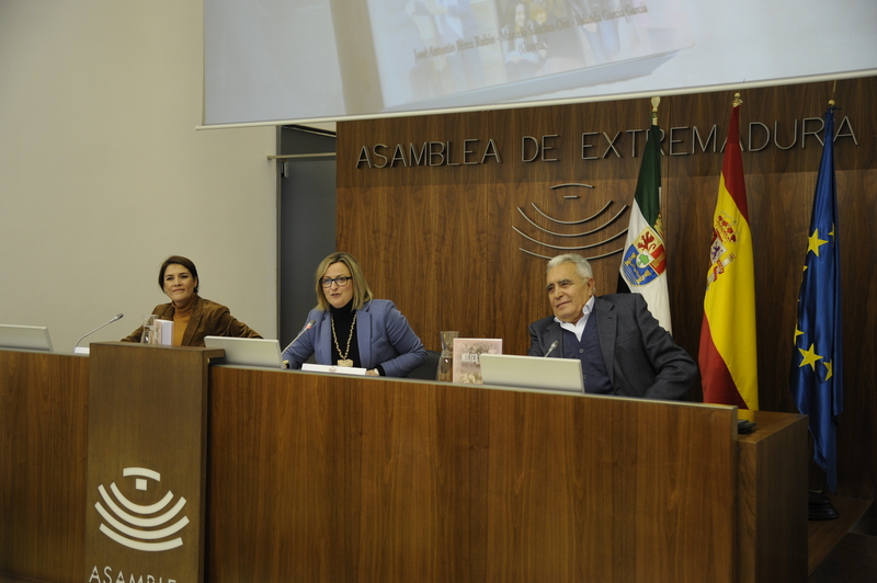 Blanca Martín reclama un mayor esfuerzo de las administraciones para combatir la violencia de género en el ámbito rural
