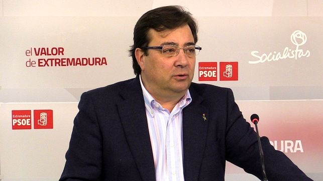 Vara cree que el PSOE necesita gente que sepa coser tras el fracaso de una gestión evidenciado por las dimisiones