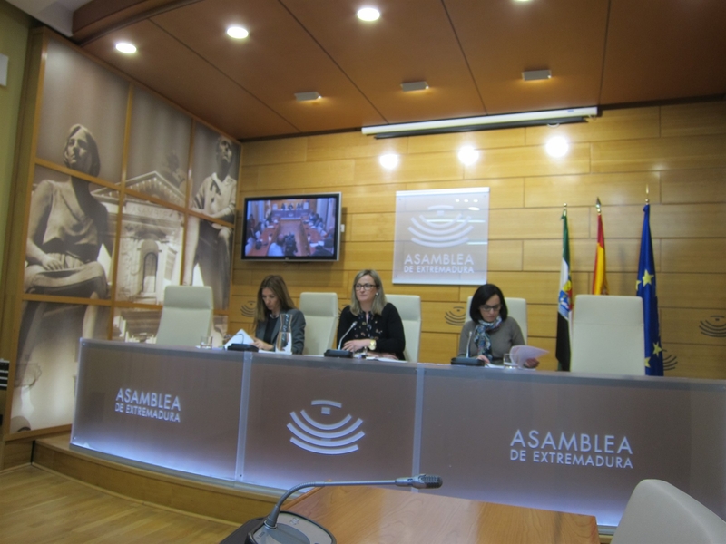 Blanca Martín destaca el ''techo de cristal'' de la Asamblea de Extremadura en materia de transparencia
