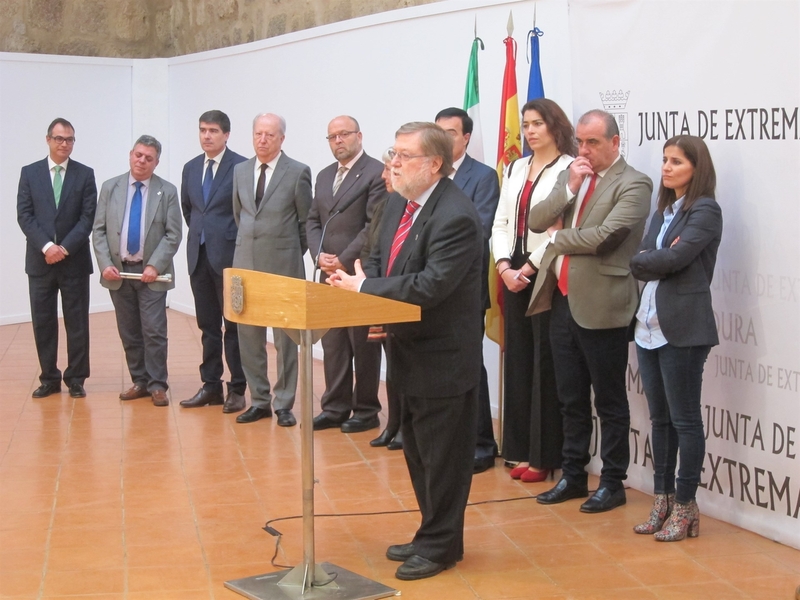 La Mesa del Diálogo del Tercer Sector de Extremadura abordará las necesidades de los colectivos más vulnerables