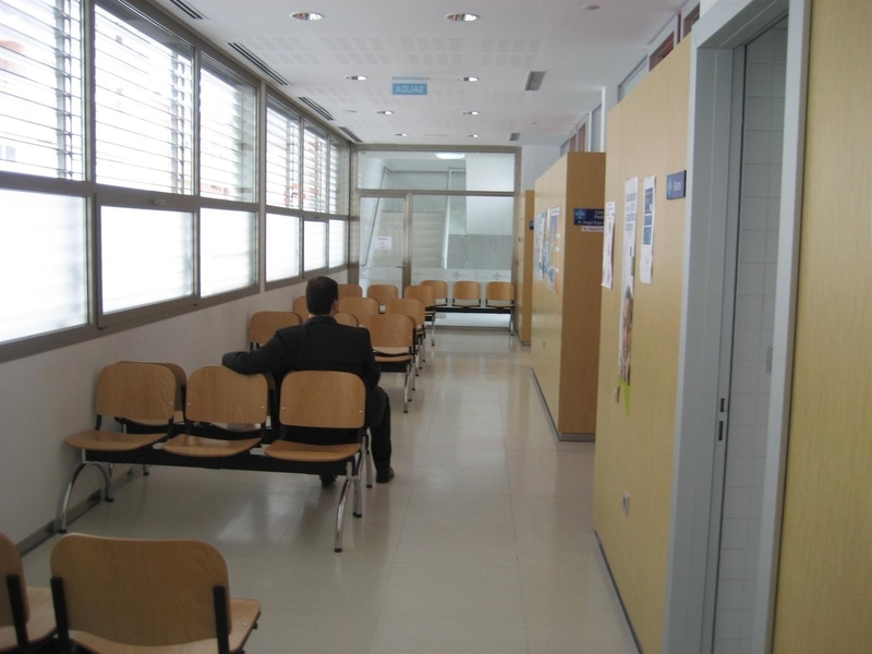 Extremadura es la segunda región con mayor tasa de pacientes en espera para operarse
