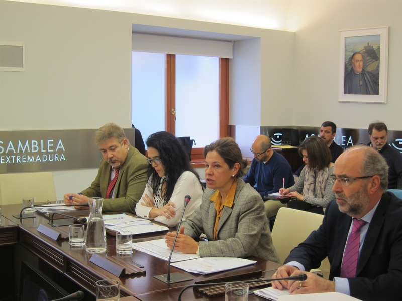 La Comisión de Control y Seguimiento de la Ejecución Presupuestaria inicia sus trabajos en la Asamblea de Extremadura
