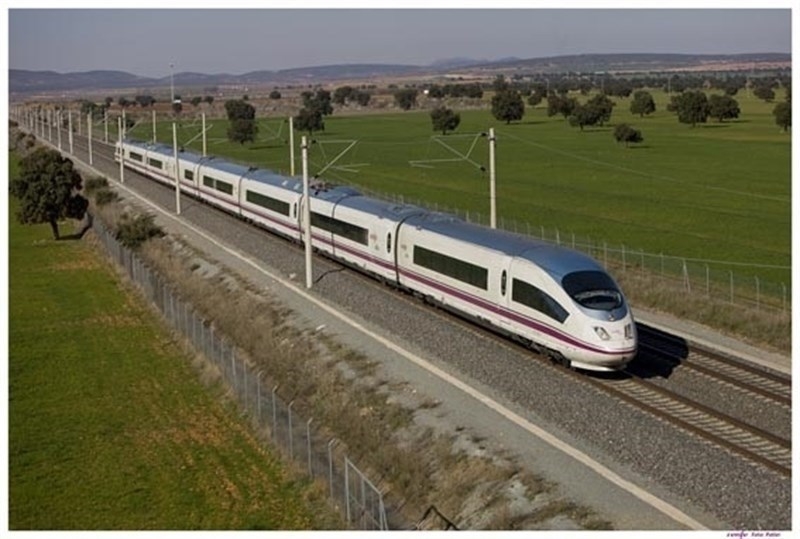 Renfe refuerza con 2.000 plazas los trenes que enlazan Extremadura y Madrid durante el puente del 1 de mayo