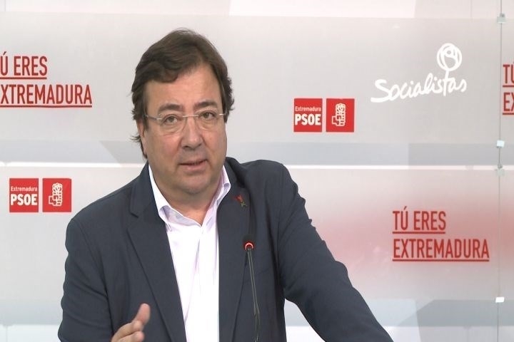 Vara dice de la oferta de Podemos al PSOE sobre la moción de censura que ''todo vale con tal de abrir un telediario''