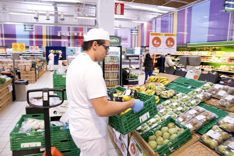 El coste laboral por trabajador en Extremadura cae un 3,1% en el primer trimestre, hasta los 1.972 euros