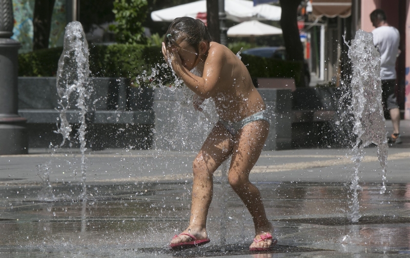 Badajoz y Cáceres continúan con avisos por temperaturas máximas que podrían llegar a los 40 en las Vegas del Guadiana