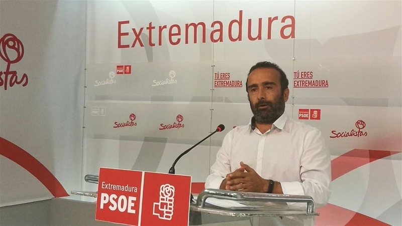 El PSOE dice que Vara anunciará ''nuevas medidas de calado'' para colectivos en el Debate sobre el Estado de la Región