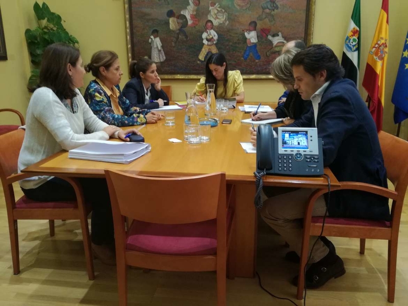 Blanco-Morales se reúne con el Grupo Parlamentario Popular para avanzar en la modificación de la Ley de Medidas Tributarias