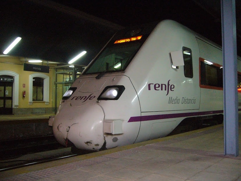 Dos trenes de Extremadura registran este lunes sendas averías