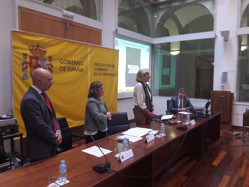 La delegada destaca que Extremadura está preparada para garantizar la seguridad en las carreteras si se producen fenómenos meteorológicos extremos