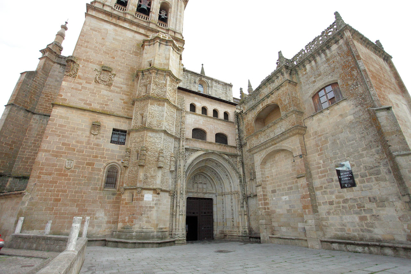 Fomento destina más de 3,7 M a proyectos para la recuperación y puesta en valor del patrimonio histórico en Extremadura