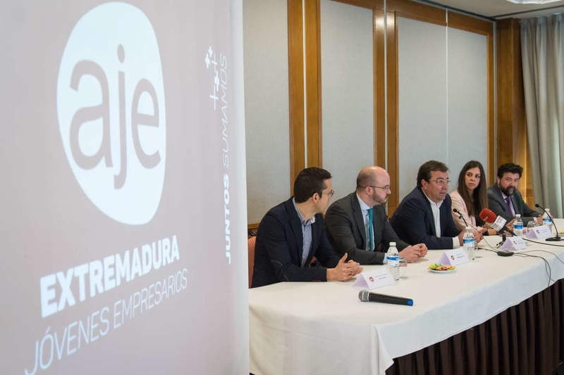 Fernández Vara cree necesario dimensionar el tamaño de las empresas para fortalecer el tejido productivo