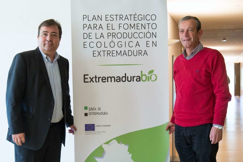 Fernández Vara destaca ''el crecimiento de producción ecológica