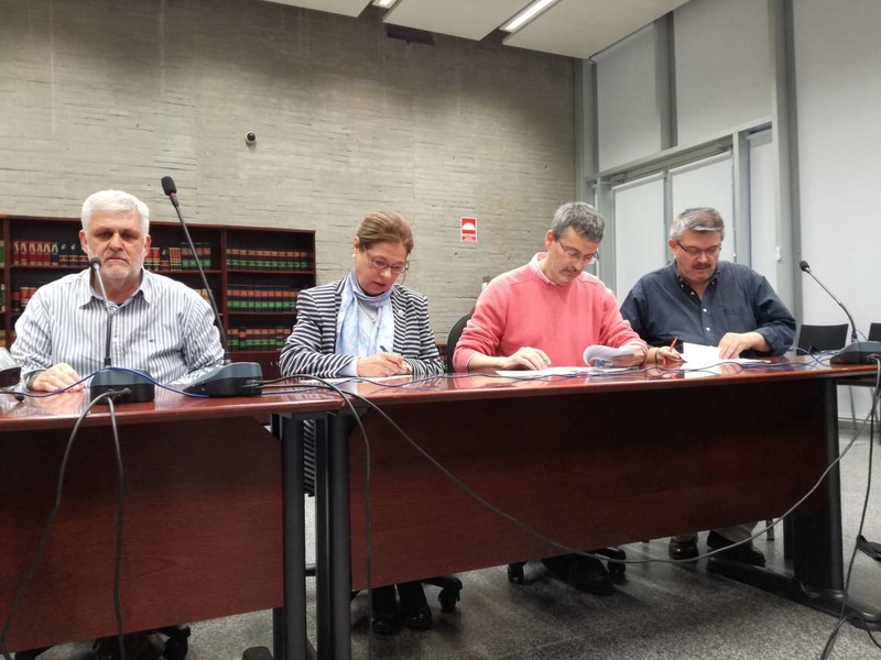 Junta de Extremadura y agentes sociales firman el acuerdo para el abono de la carrera profesional