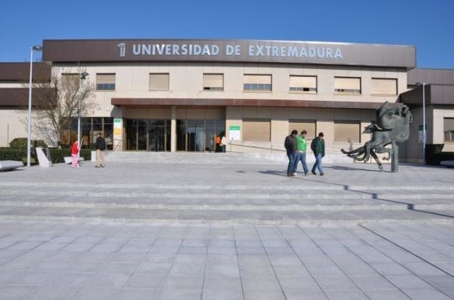 La Universidad de Extremadura ha decidido no incrementar los precios públicos para el curso académico 2018-2019 