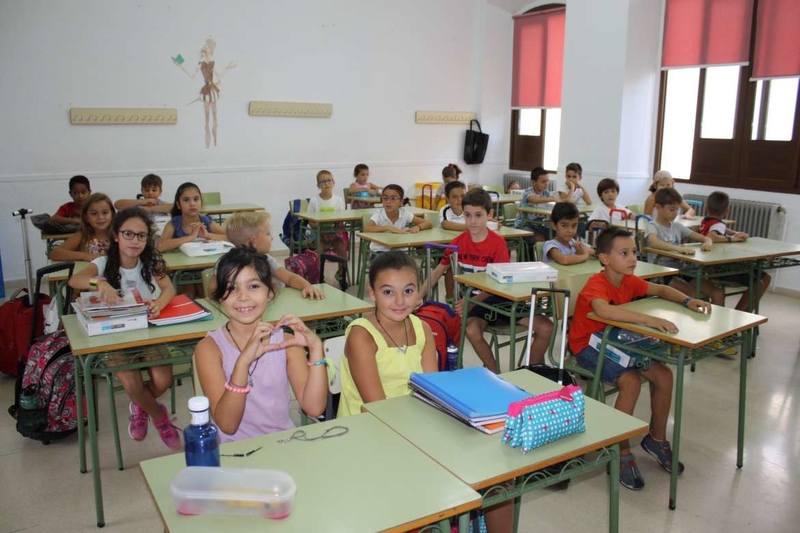 Normalidad en las aulas en el primer día de colegio en Extremadura