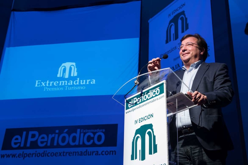 Fernández Vara valora el trabajo, el esfuerzo y el compromiso del sector turístico extremeño
