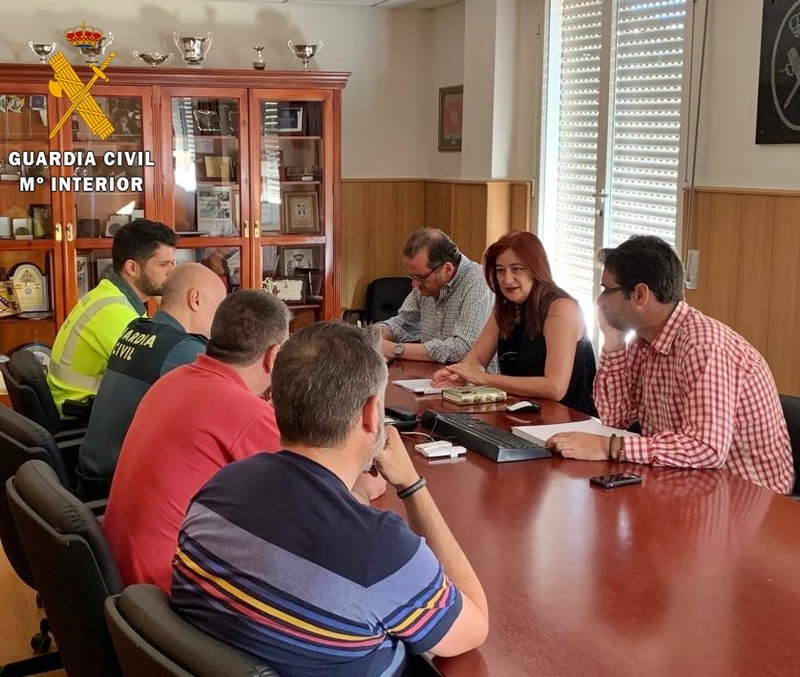 La Guardia Civil intensifica la colaboración con la Dirección General del Medio Ambiente de la Junta de Extremadura para la prevención de accidentes y