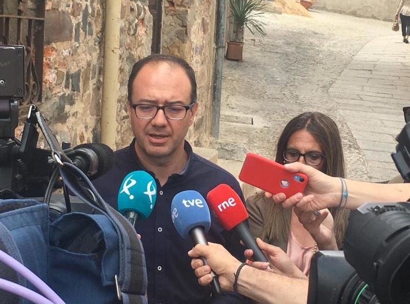 Polo: ''En Cáceres y Badajoz cualquier escenario es posible, pero la decisión siempre será en beneficio de los ciudadanos''