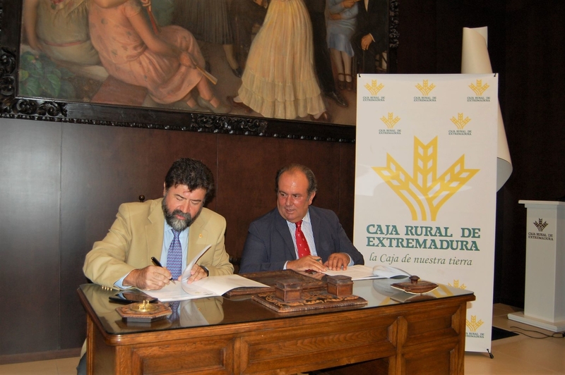 Caja Rural de Extremadura firma un convenio de colaboración con el tejido empresarial de la región