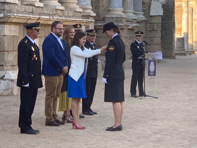 Gil Rosiña destaca el trabajo, la profesionalidad y la entrega de la Policía Nacional