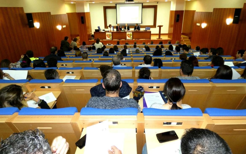 La Junta celebra unas jornadas sobre obesidad infantil y juvenil para el personal de centros educativos