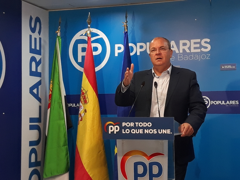 Monago pregunta si el nuevo gobierno de coalición apostará por la alta velocidad en Extremadura
