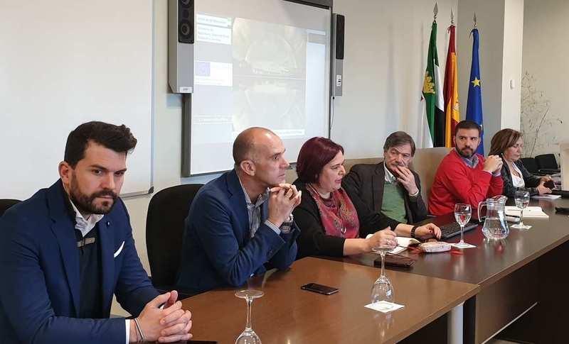 Begoña García apunta a los Grupos de Acción Local como elementos vitales ante el reto demográfico