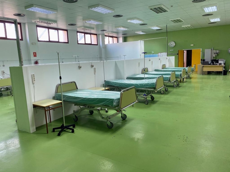 El Área de Salud de Mérida implanta un plan de contingencia para 85 plazas más de UCI, urgencias y hospitalización