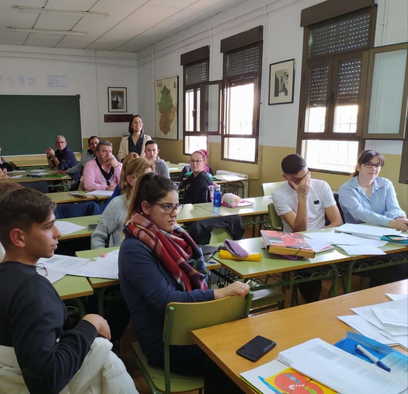 Las pruebas libres para la obtención del título de Graduado en ESO para personas mayores de 18 años se realizarán el 25 de junio