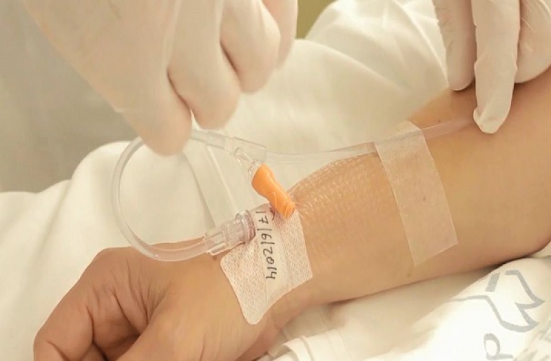 Siete personas más fallecen por covid en los hospitales extremeños 