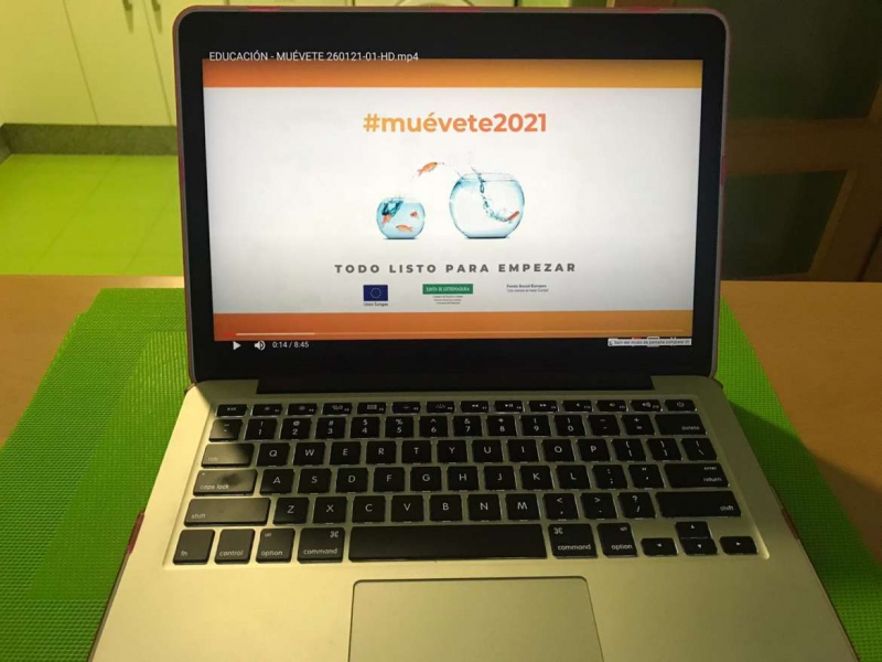 Más de 200 docentes de 90 centros educativos participan en la jornada inicial, de manera virtual, del programa 'Muévete'