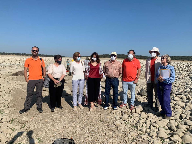 La consejera de Cultura destaca la labor que el Ministerio está llevando a cabo para el estudio y conservación del dolmen de Guadalperal