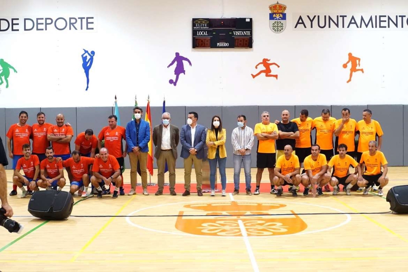 La consejera de Cultura inaugura el pabellón deportivo de Quintana de la Serena