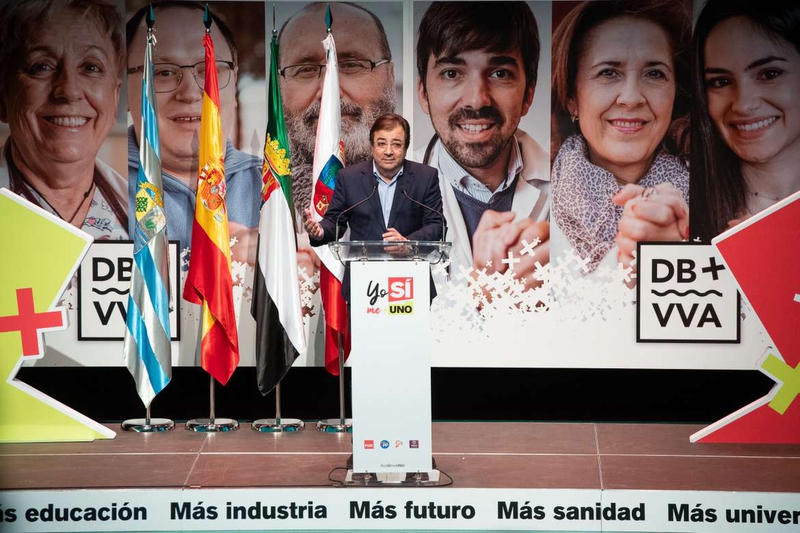 Vara destaca el proceso de fusión Don Benito-Villanueva como un ejemplo a seguir en las políticas de consenso que necesita España