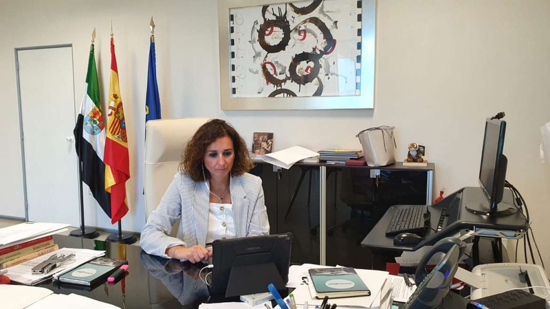 Olga García apoya la gestión de los ayuntamientos para alcanzar los objetivos ecológicos de reciclado de residuos establecidos por la UE