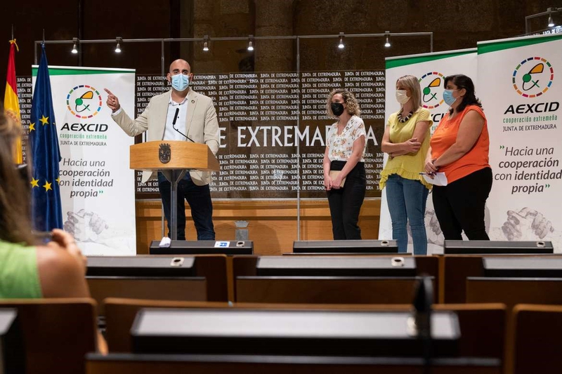 El anteproyecto de Ley de Cooperacin Extremea abre una nueva consulta pblica para que la ciudadana extremea haga sus aportaciones