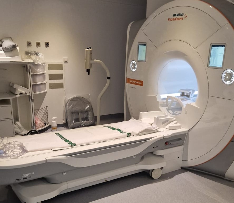 El SES invierte un milln de euros en una resonancia magntica de ltima generacin en el hospital de Llerena