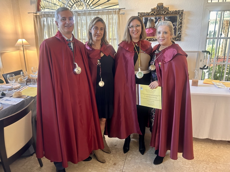 Mercedes Morán alaba el trabajo de la Cofradía del Vino Ribera del Guadiana y Cava de Almendralejo para divulgar la cultura del vino y cava