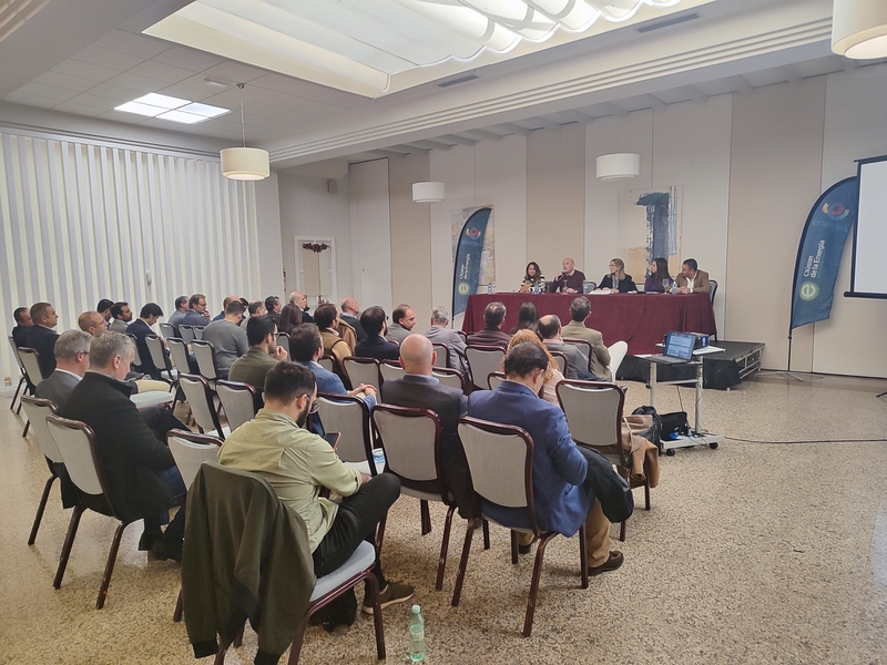 La Junta destaca los grandes potenciales de la energía en Extremadura como motor de industrialización