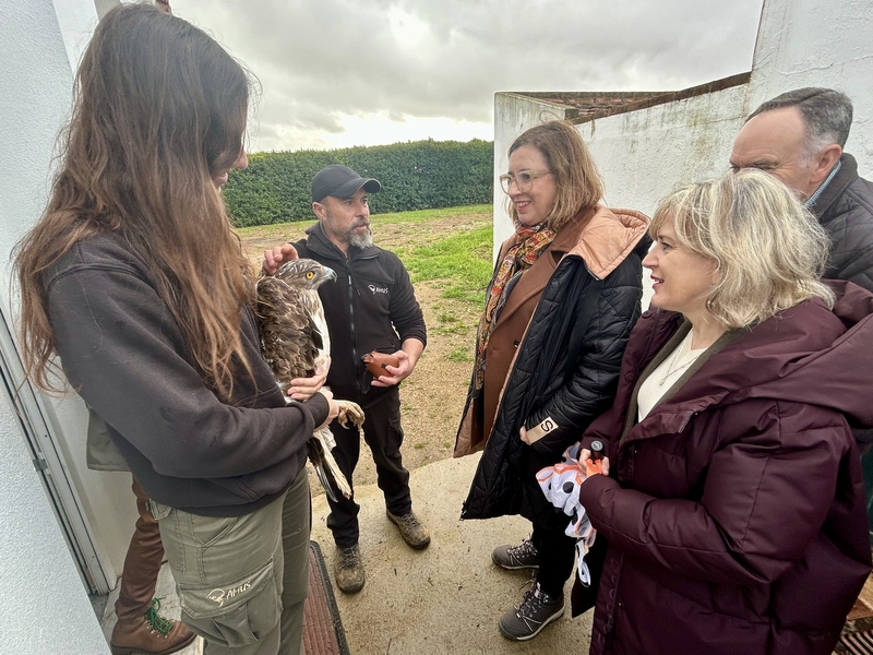 Mercedes Morán destaca el trabajo de AMUS por la fauna extremeña y reitera el compromiso de la Junta para seguir colaborando