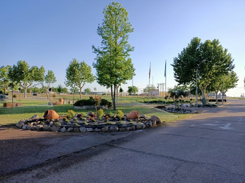 El Centro de Formación Rural de Don Benito mantiene abierto el plazo para inscribirse en el curso de instalación y mantenimientos de jardines