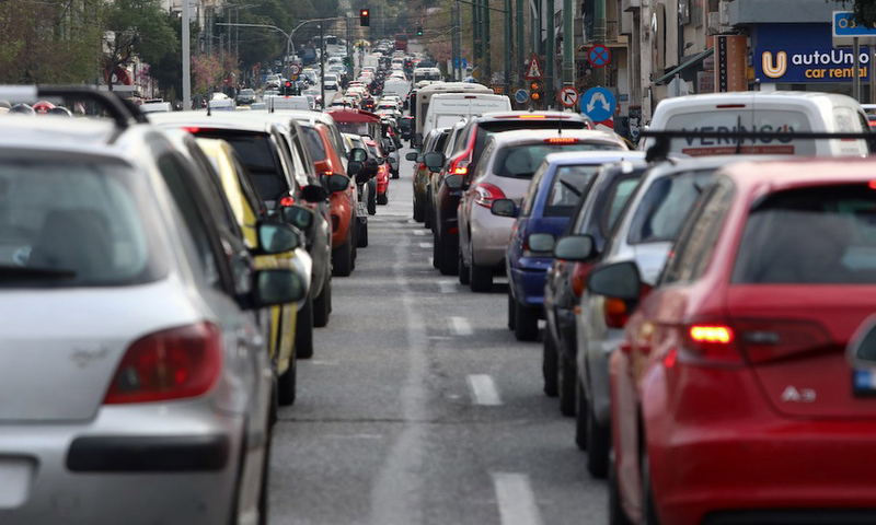 El 112 Extremadura atiende 67 accidentes de tráfico durante la segunda fase de la 'operación salida' de Semana Santa