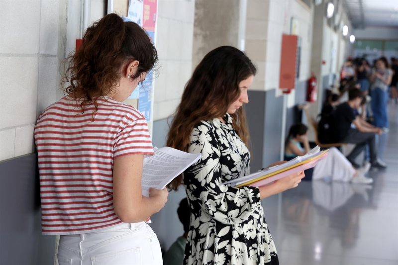 Los alumnos de Extremadura se examinarán de la EBAU entre el 4 y el 6 de junio