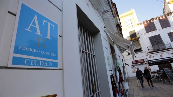 La Junta no regulará los pisos turísticos en Extremadura que pide el PSOE ante el 'problemón' de alquiler tradicional