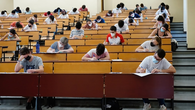 Más de 5.500 estudiantes inician este martes la Prueba de Acceso a la Universidad (PAU) en 10 localidades extremeñas