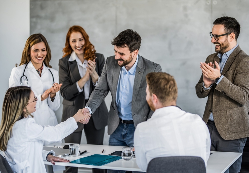 La Junta publica las ayudas por 32 millones de euros para fomentar la contratación indefinida en la región